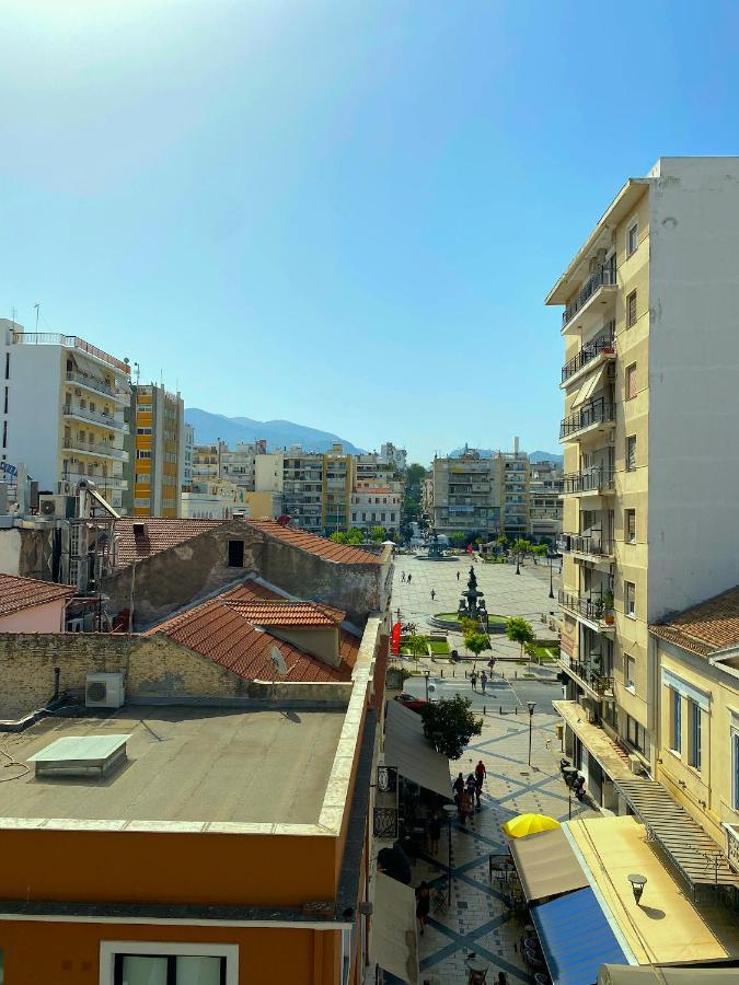 Happy Place! Big, Bright & - Ideal For Families And Groups Of Friends Patras