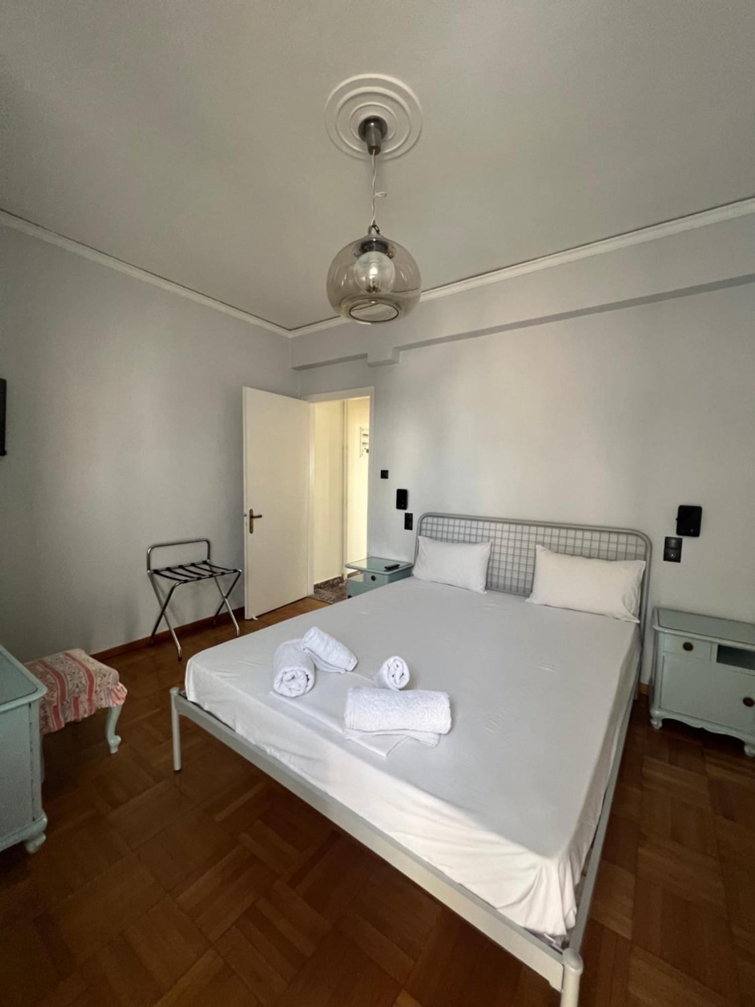 Apartment Happy Place! Big, Bright & - Ideal For Families And Groups Of Friends Patras